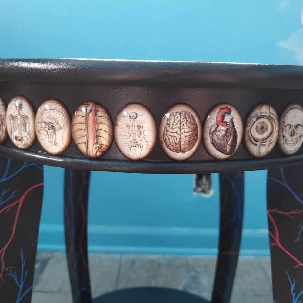 Anatomy End Table - Picture 9 of 9
